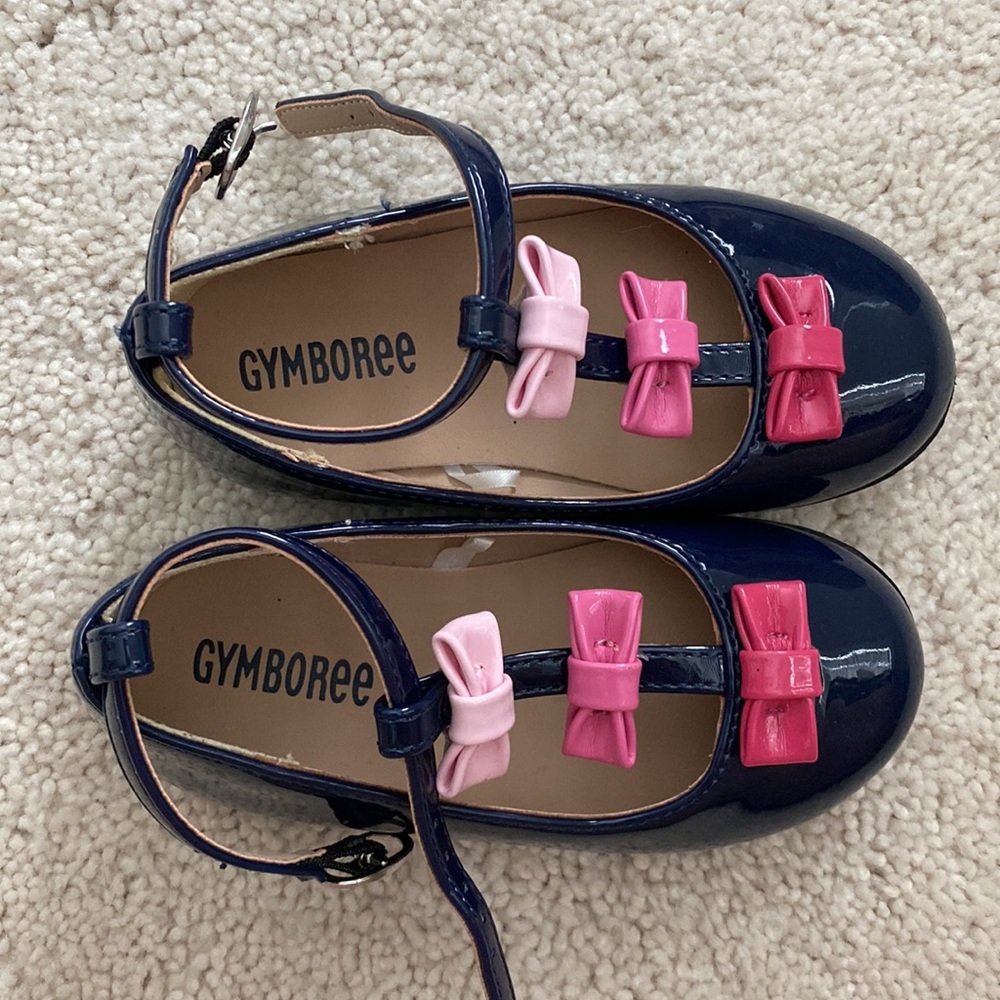 Navy toddler Mary Janes with pink bows